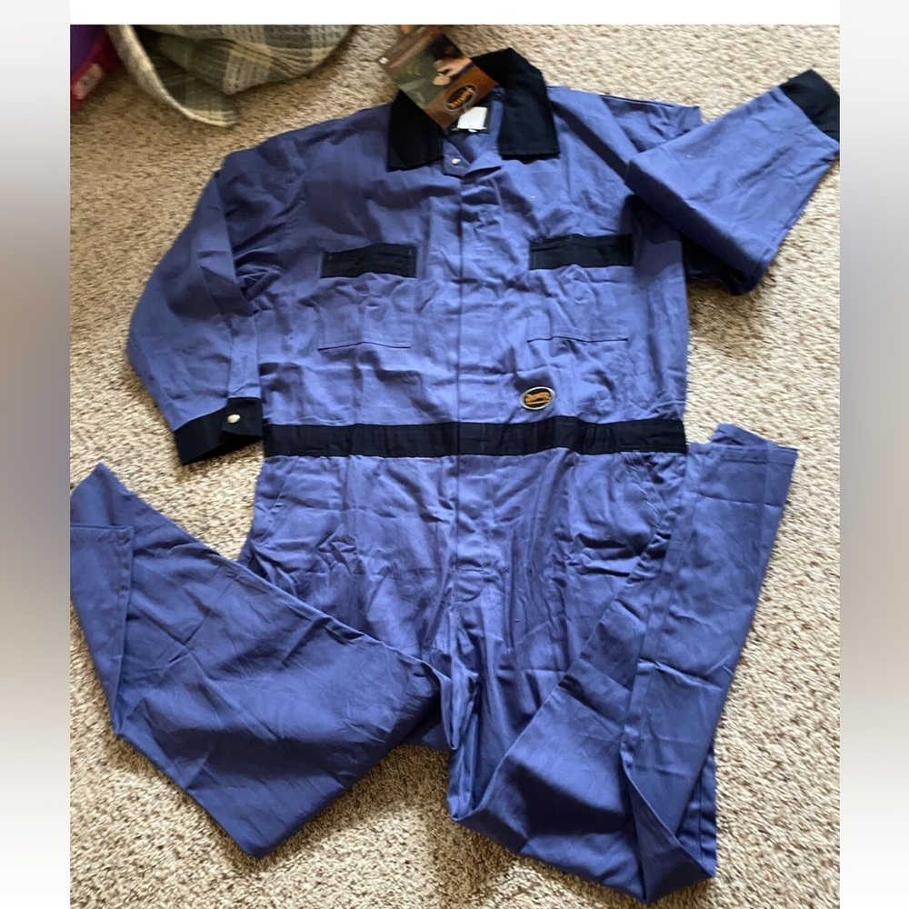 Pioneer Blue coveralls with concealed buttons size 52 New with tag